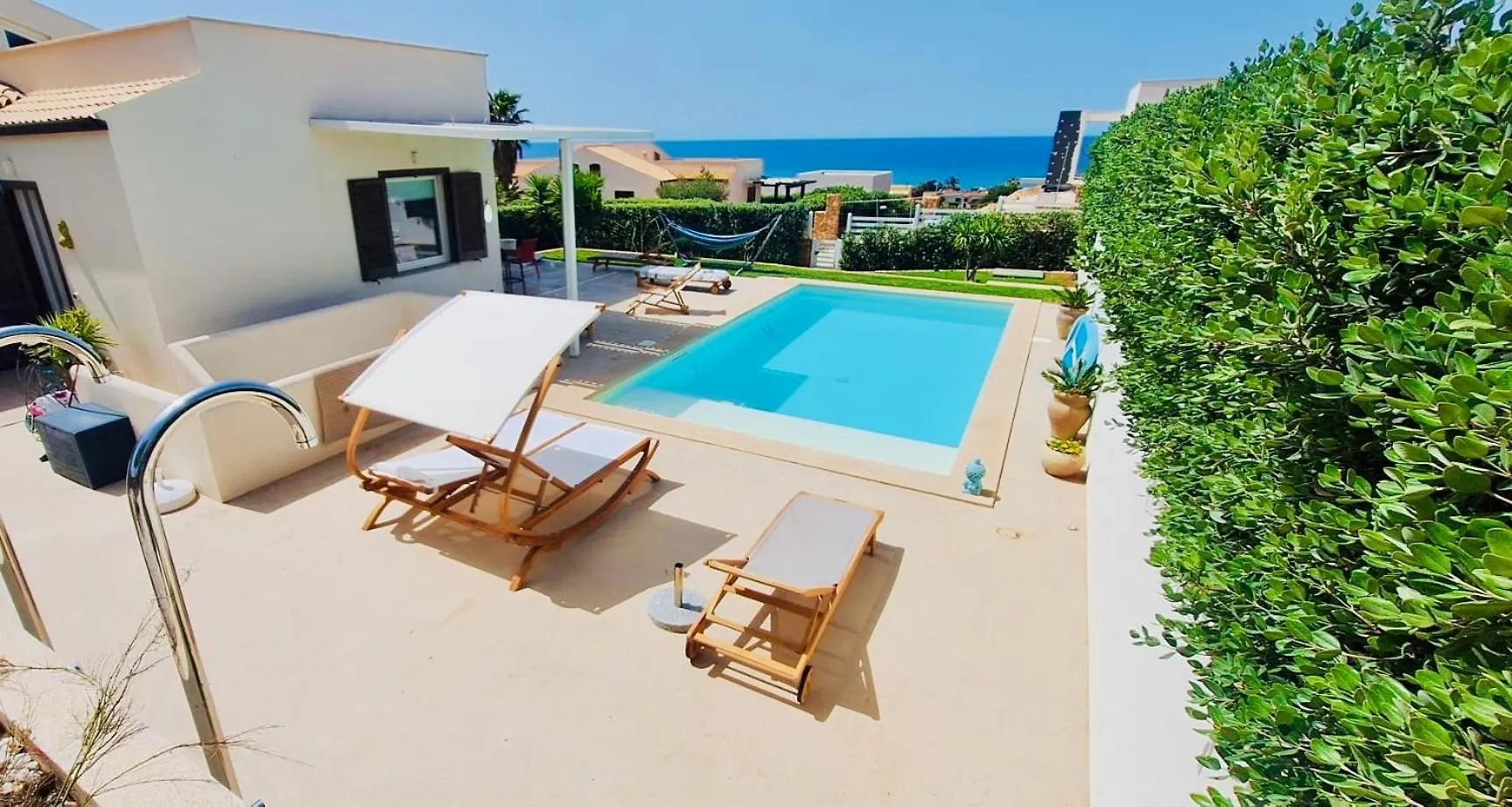 Villa Nina A Mare, Baia Di Cornino, كوستوناتشي إيطاليا