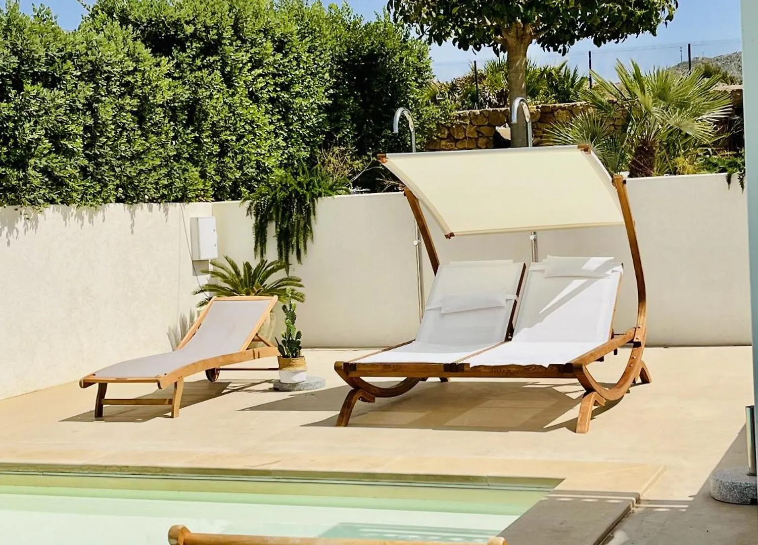 Villa Nina A Mare, Baia Di Cornino, كوستوناتشي