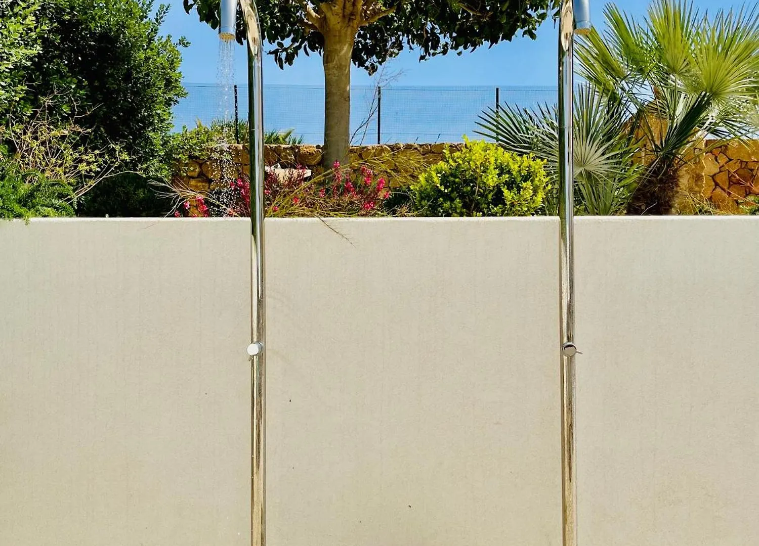 Villa Nina A Mare, Baia Di Cornino, كوستوناتشي 0*,